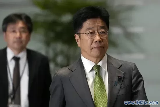 在线股市配资平台 日本财务大臣首提“美债持仓作为关税谈判筹码” 释放战略威慑信号